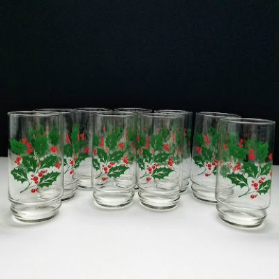 Details about   Vintage Set Of 12 Holly And Berry Drinking Glasses 