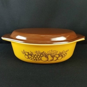 pyrex old orchard casserole dish